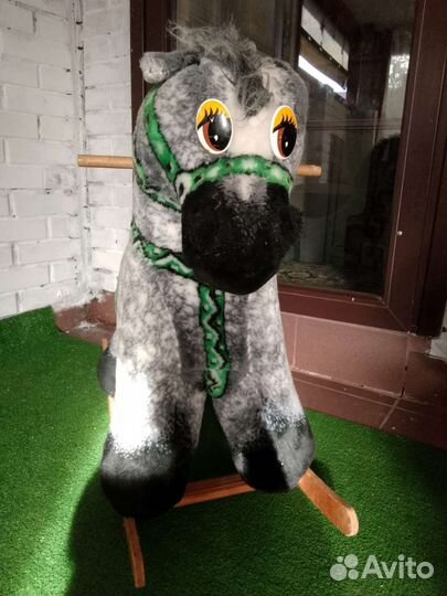 Детская лошадка качалка