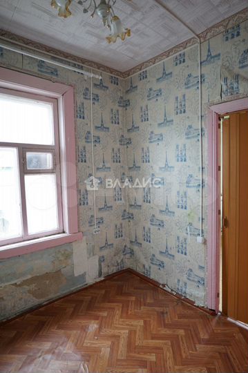 Дом 33,6 м² на участке 8,4 сот.