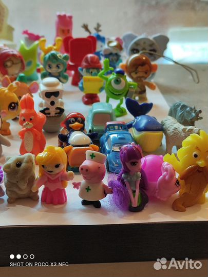 Игрушки,Киндеры,Мультяшные фигурки