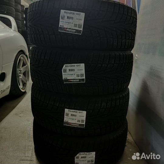 Hankook Winter I'Cept X RW10 255/45 R20 101T