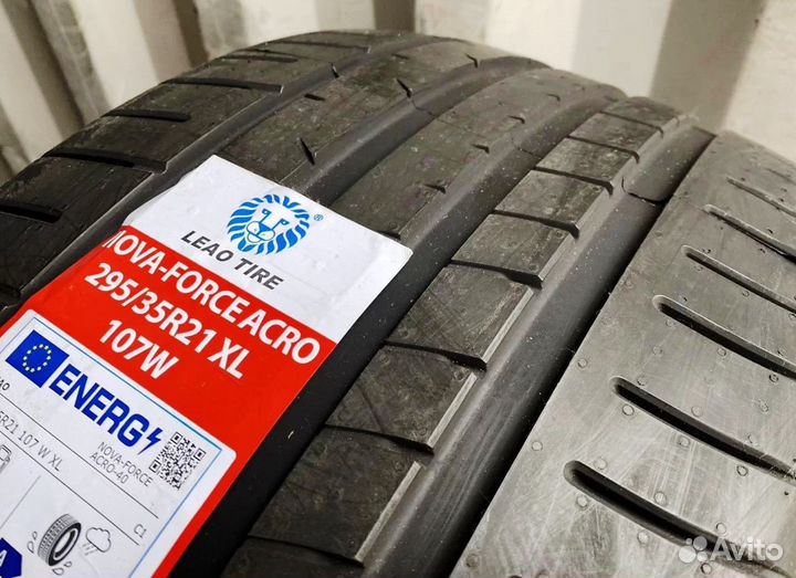 Leao Nova-Force Acro 295/35 R21 107W