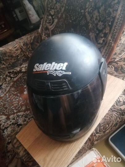 Шлем для мотоцикла черный