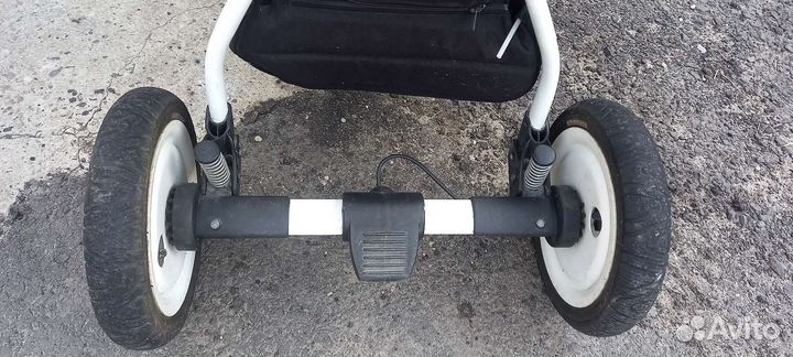 Коляска, ходунки и обеденный стул-стол