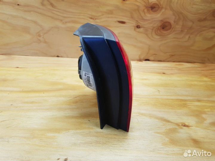 Фонарь прав. зад. volkswagen golf 5