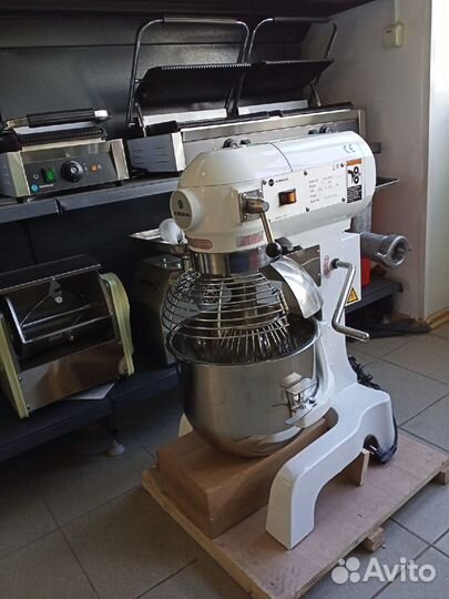 Миксер планетарный Hurakan HKN-IP20F