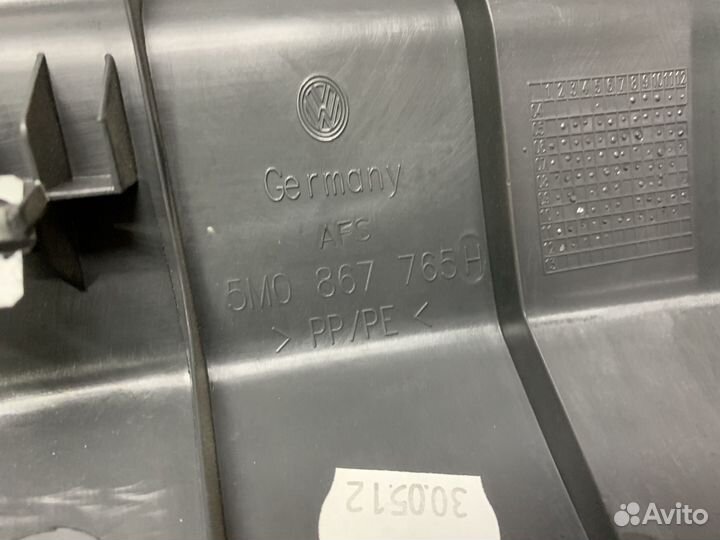 VW Golf Plus Обшивка стойки задняя левая