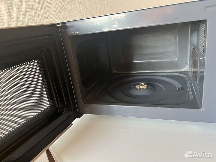 Микроволновая печь Panasonic бу