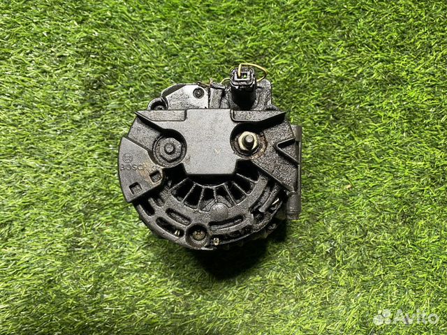 Генератор Renault Logan на запчасти