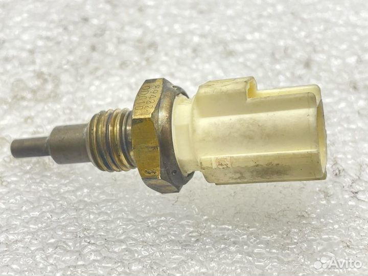 Датчик температуры охлаждающей жидкости Toyota