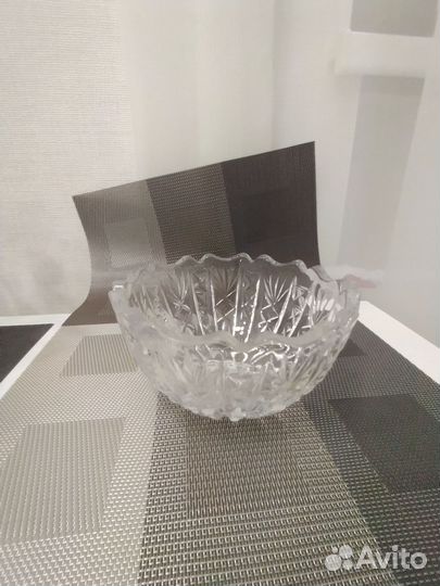 Вазы хрустальные