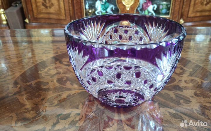 Хрустальная конфетница