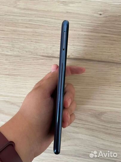 Телефон Huawei