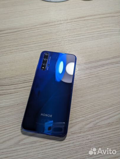 HONOR 20, 8/128 ГБ