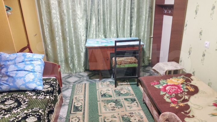 Комната 10 м² в 3-к., 2/5 эт.