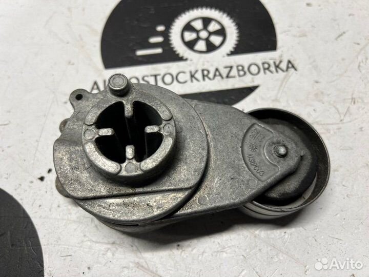 Натяжитель ремня Mercedes-Benz X-Class W470 OM642