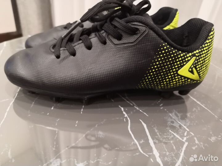 Детские футбольные бутсы 30 размер