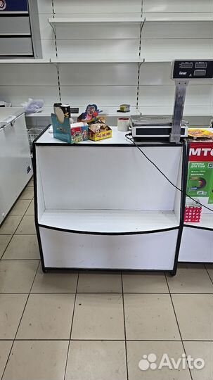 Стеллажи витрины бу