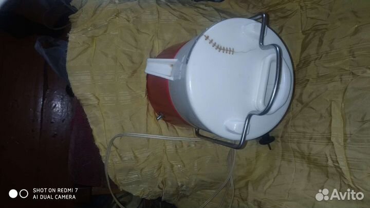 Соковыжималка 300 Ватт