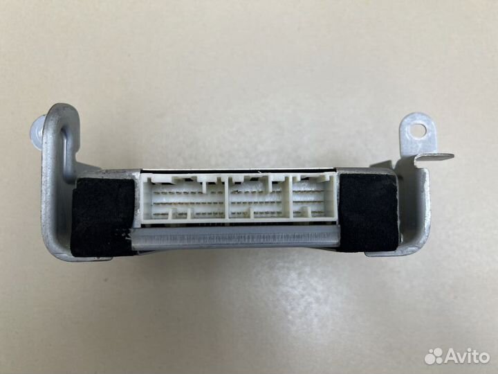 Блок круиз контроля Mitsubishi Pajero 3