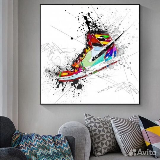 Картины с Человеком Пауком и Найки