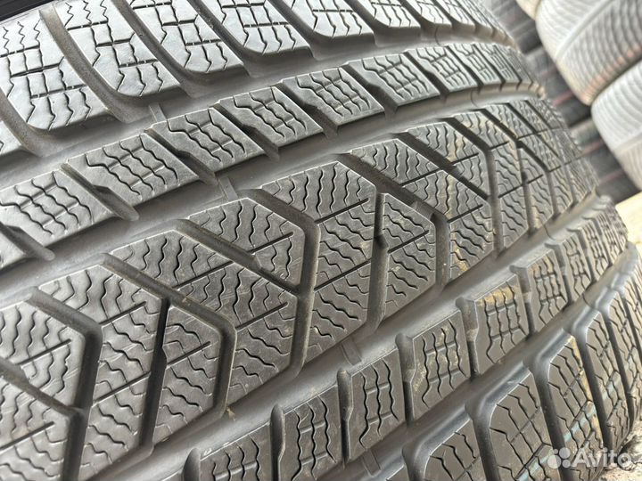 Pirelli Winter Sottozero 3 275/35 R21 и 315/30 R21