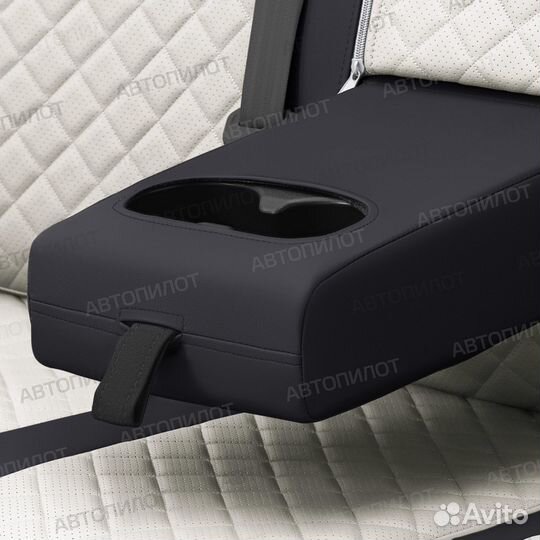 Авточехлы Автопилот из экокожи и алькантары