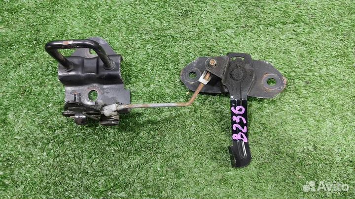 Замок капота Subaru Tribeca WX 2009