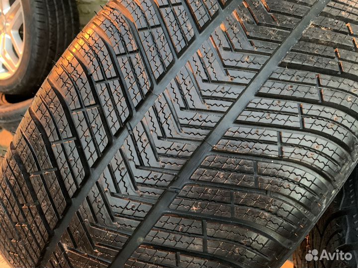 Оригинальные колеса Maserati Levante R20 зима