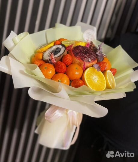 Сладкие и мясные букеты