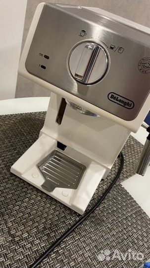 Кофемашина delonghi рожковая ECP 31.21