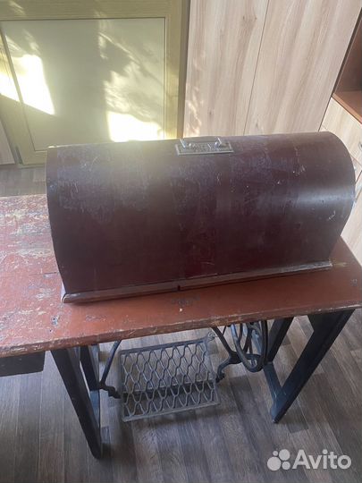 Швейная машина