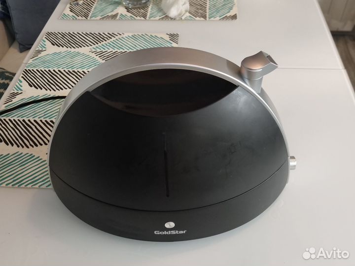 Увлажнитель GoldStar