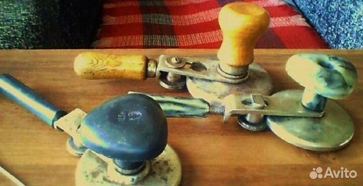 Банки стеклянные 0.5л, 0.7л, 3л, закатки, крышки