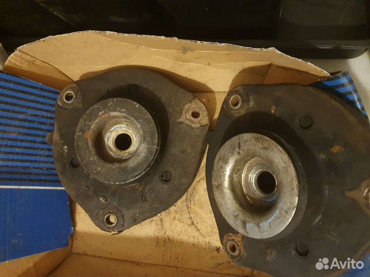 Опора стойки амортизатора VW tiguan 2012