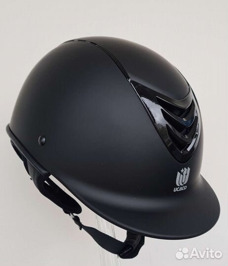 Шлем для конного спорта