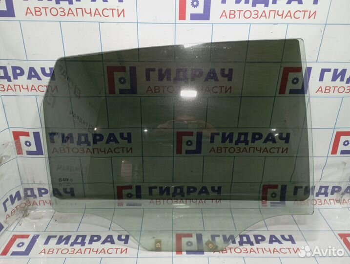 Стекло двери задней правой Chevrolet Captiva (C100) 96624063