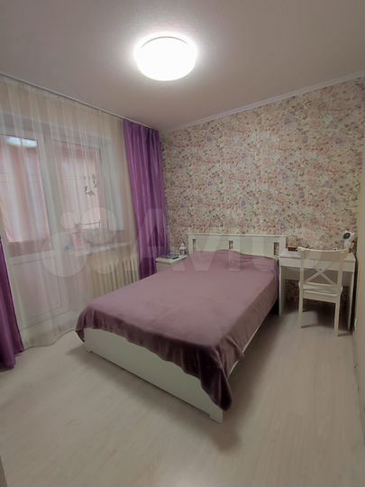 2-к. квартира, 52 м², 2/10 эт.