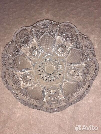 Хрустальная ваза