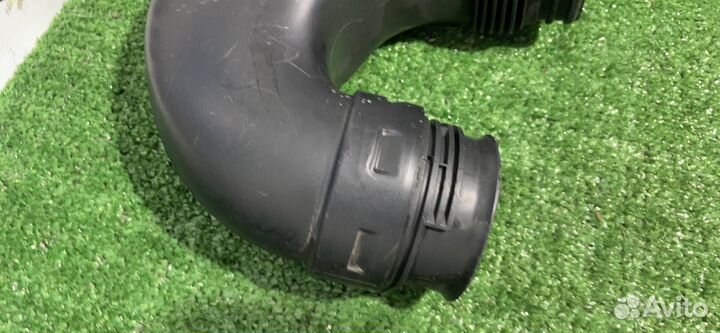 Патрубок воздушного фильтра Skoda Octavia