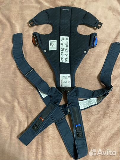 Переноска кенгуру babybjorn