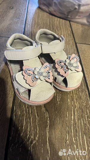 Сандалии для девочки 22 размер