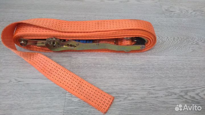 Стяжка для крепления груза