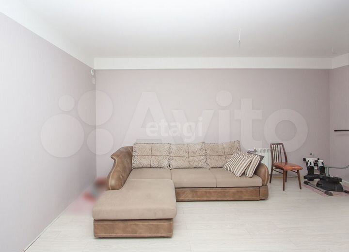 3-к. квартира, 104,5 м², 2/5 эт.