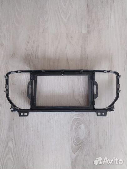 Рамка магнитолы kia sportage 4