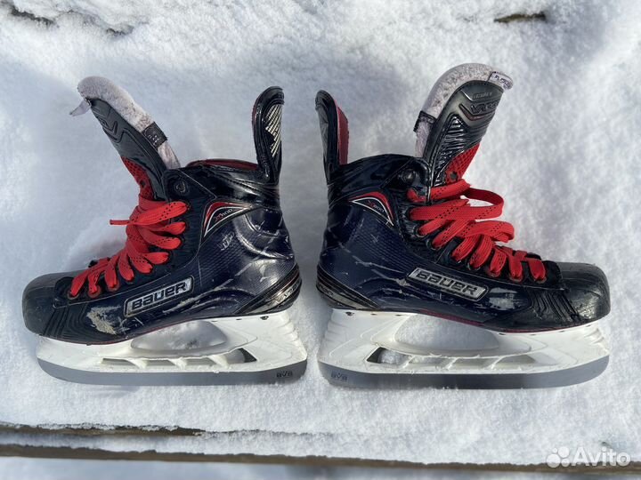 Хоккейные коньки бауэр x 800