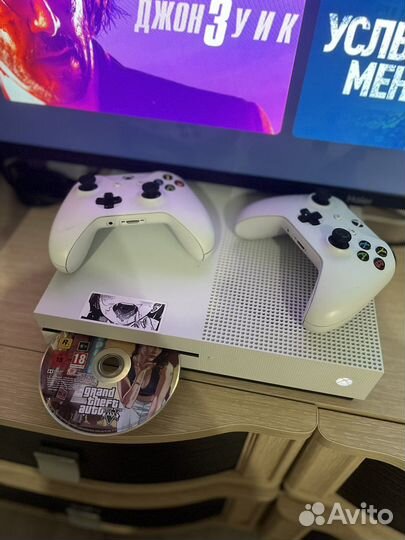 Xbox One s 1tb с играми