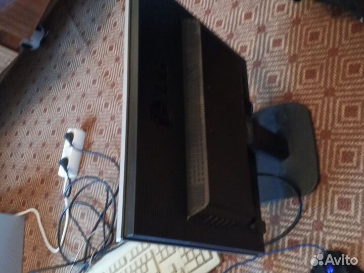 Монитор Samsung и LG