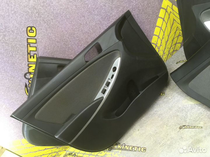 Обшивка двери Карта Хендэ Солярис 2011-2017