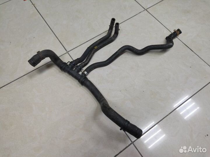 Патрубок охлаждения Renault Scenic Ii 2008