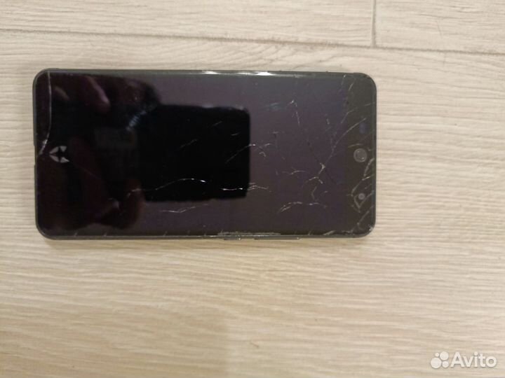 Wileyfox Swift 2 Plus, 3/32 ГБ